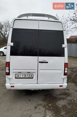 Микроавтобус Mercedes-Benz Sprinter 2000 в 