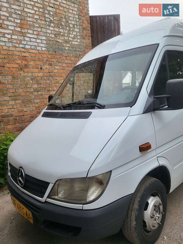 Mercedes-Benz Sprinter 2002