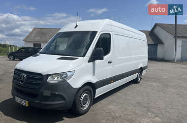 Грузовой фургон Mercedes-Benz Sprinter 2018 в 