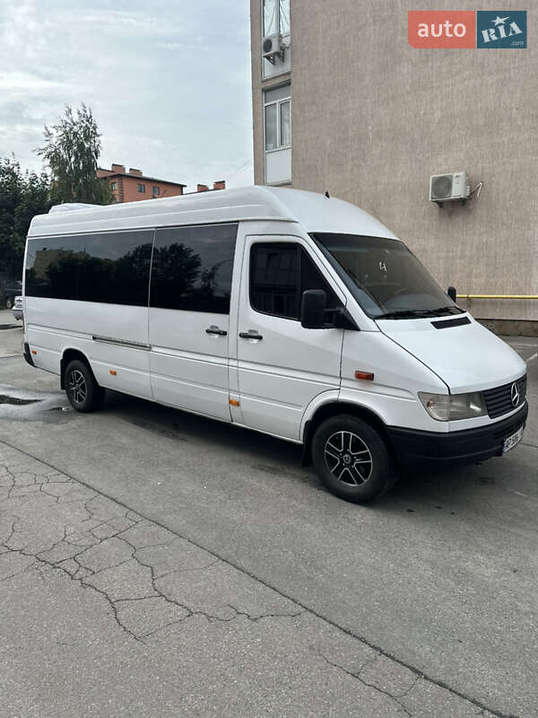 Туристический / Междугородний автобус Mercedes-Benz Sprinter 1997 в Киеве