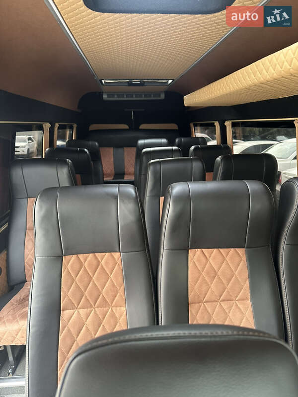Туристический / Междугородний автобус Mercedes-Benz Sprinter 1997 в Киеве