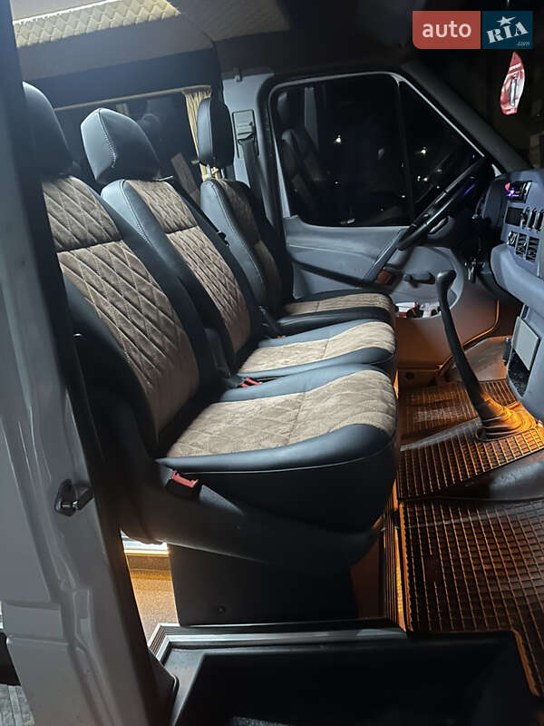 Туристический / Междугородний автобус Mercedes-Benz Sprinter 1997 в Киеве