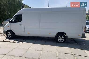 Вантажний фургон Mercedes-Benz Sprinter 2005 в Львові
