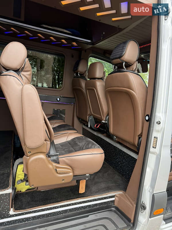 Мікроавтобус Mercedes-Benz Sprinter 2021 в Чернівцях