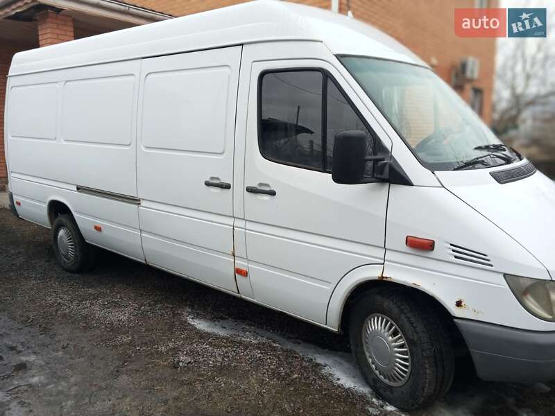 Вантажний фургон Mercedes-Benz Sprinter 2006 в Києві
