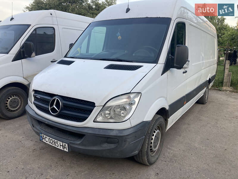 Грузовой фургон Mercedes-Benz Sprinter 2010 в Старой Выжевке