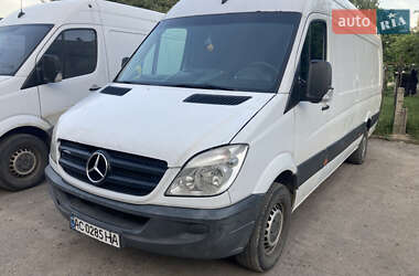 Грузовой фургон Mercedes-Benz Sprinter 2010 в 