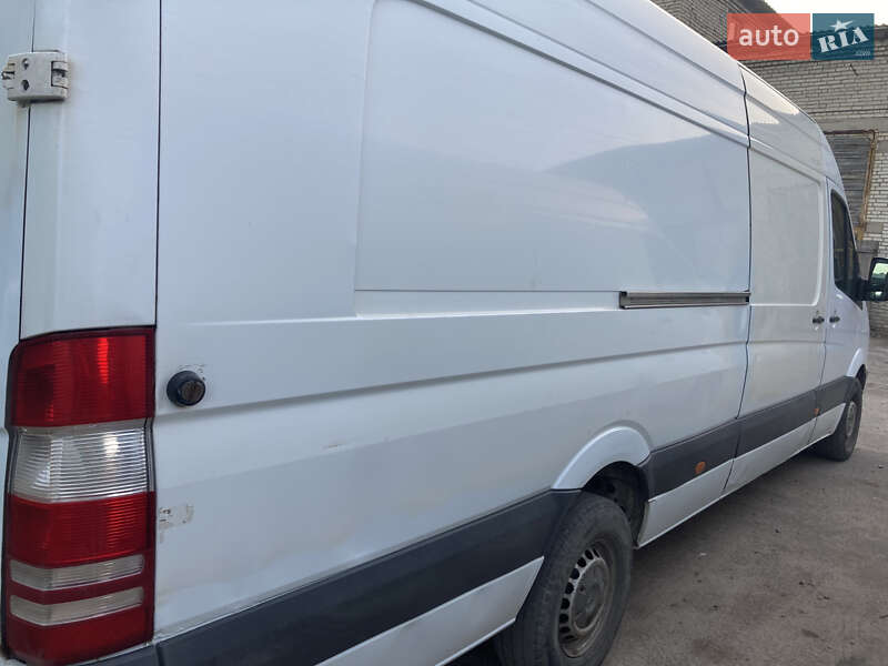 Грузовой фургон Mercedes-Benz Sprinter 2010 в Старой Выжевке