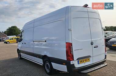Грузовой фургон Mercedes-Benz Sprinter 2021 в 