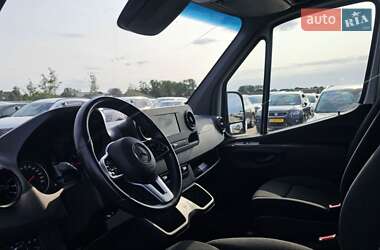 Грузовой фургон Mercedes-Benz Sprinter 2021 в 