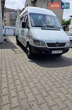 Грузовой фургон Mercedes-Benz Sprinter 2004 в 