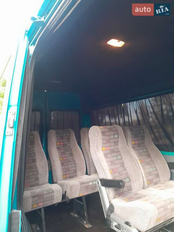 Мікроавтобус Mercedes-Benz Sprinter 1995 в Чернівцях фото 7 Мікроавтобус Mercedes-Benz Sprinter 1995 в Чернівцях