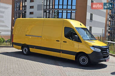 Грузовой фургон Mercedes-Benz Sprinter 2020 в 