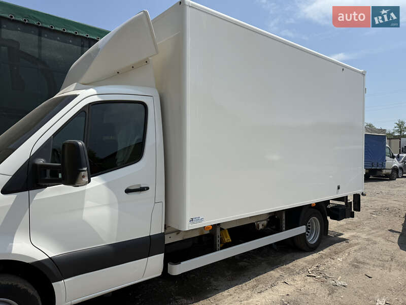 Грузовой фургон Mercedes-Benz Sprinter 2019 в Черновцах