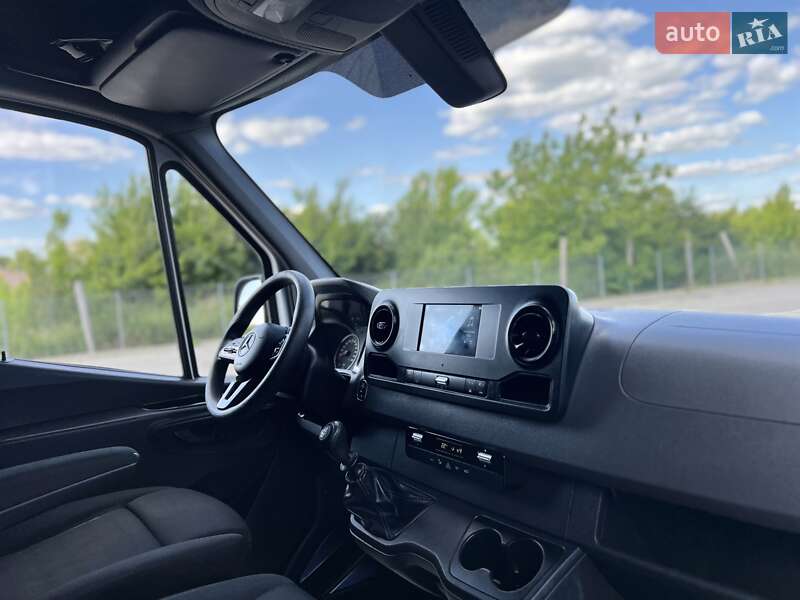 Грузовой фургон Mercedes-Benz Sprinter 2021 в Дубно