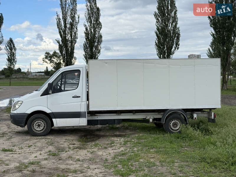 Хлібовоз Mercedes-Benz Sprinter 2010 в Києві