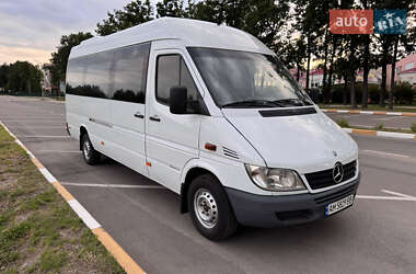 Туристический / Междугородний автобус Mercedes-Benz Sprinter 2004 в Киеве