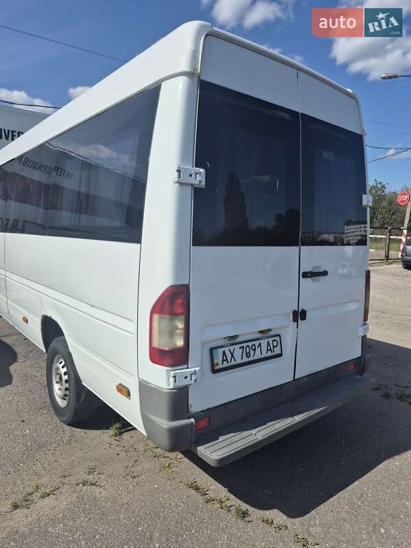Пригородный автобус Mercedes-Benz Sprinter 2004 в Харькове