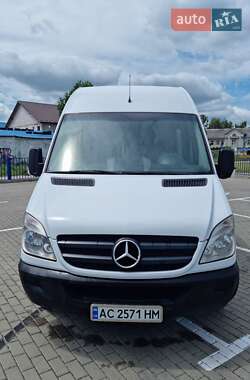Грузопассажирский фургон Mercedes-Benz Sprinter 2011 в 