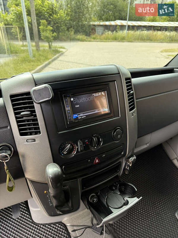 Автовоз Mercedes-Benz Sprinter 2009 в Шептицькому