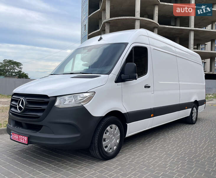 Mercedes-Benz Sprinter 2021