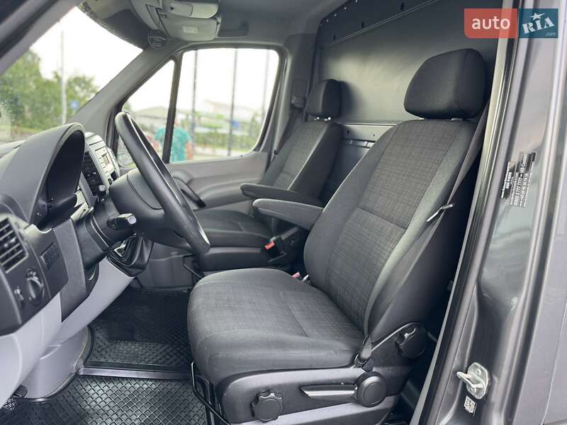 Грузовой фургон Mercedes-Benz Sprinter 2017 в Дубно