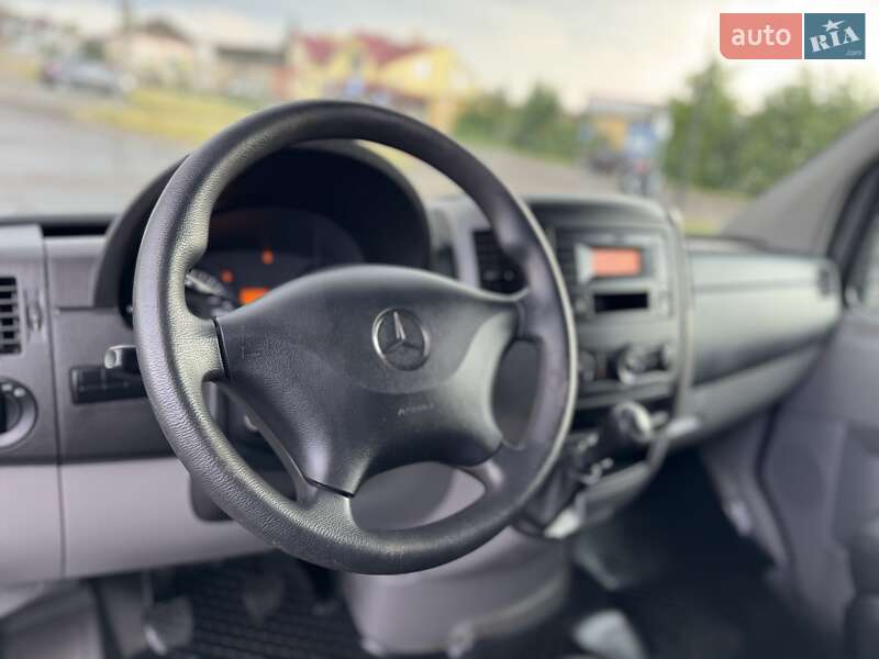 Грузовой фургон Mercedes-Benz Sprinter 2017 в Дубно
