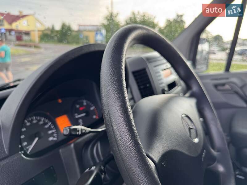 Грузовой фургон Mercedes-Benz Sprinter 2017 в Дубно