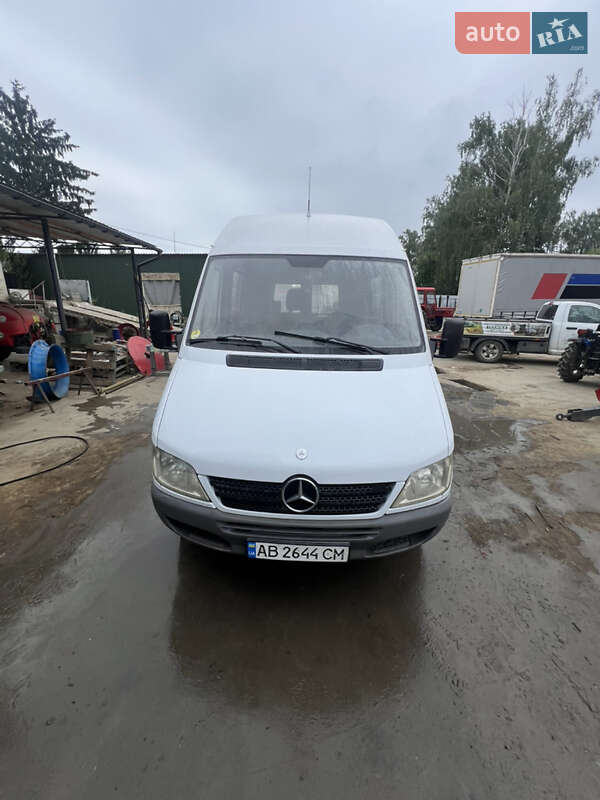 Mercedes-Benz Sprinter 2004