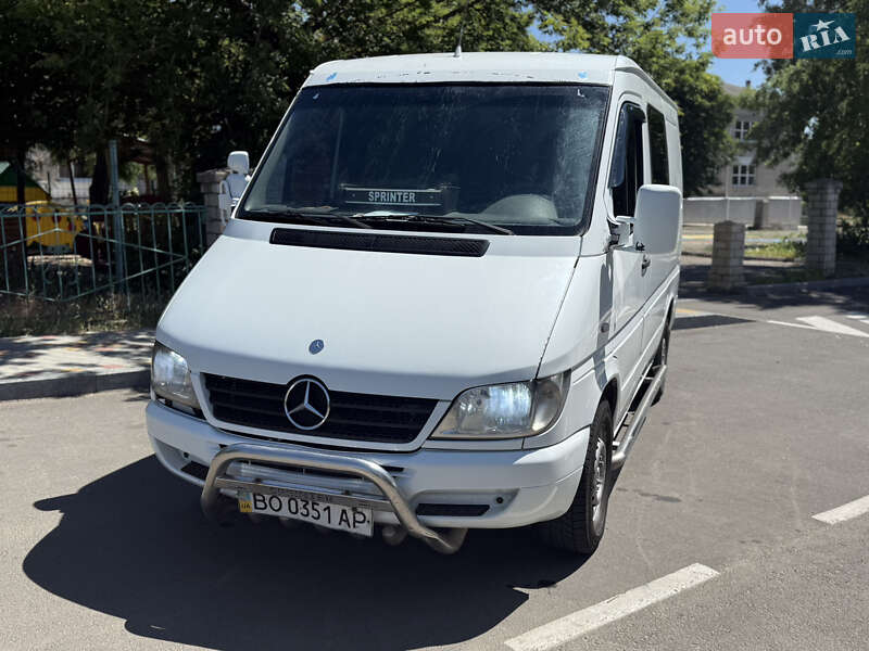 Вантажопасажирський фургон Mercedes-Benz Sprinter 2004 в Вознесенську