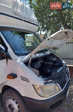 Грузовой фургон Mercedes-Benz Sprinter 2005 в 