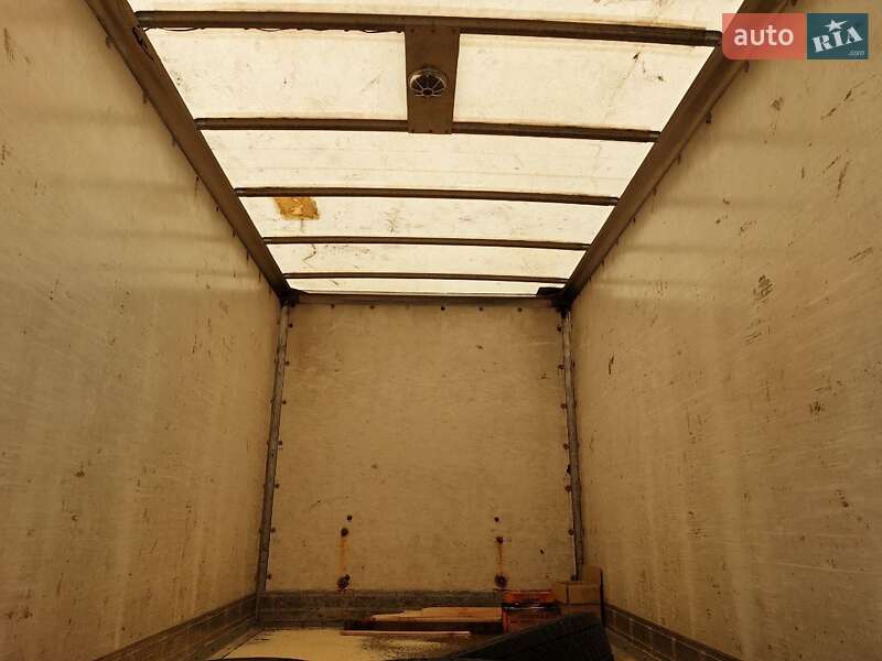 Вантажний фургон Mercedes-Benz Sprinter 2005 в Вінниці