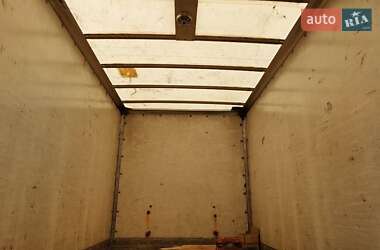 Грузовой фургон Mercedes-Benz Sprinter 2005 в 