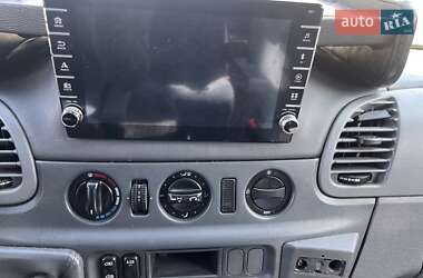 Мікроавтобус Mercedes-Benz Sprinter 2005 в 