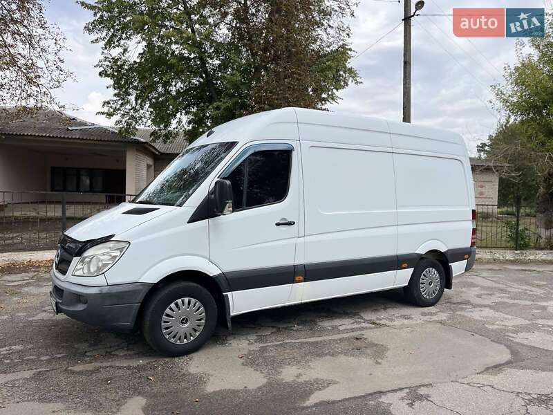 Грузовой фургон Mercedes-Benz Sprinter 2012 в Первомайске