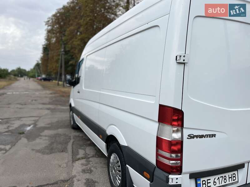 Грузовой фургон Mercedes-Benz Sprinter 2012 в Первомайске