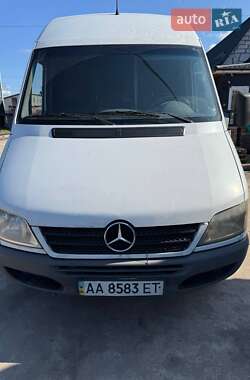 Вантажний фургон Mercedes-Benz Sprinter 2004 в Києві