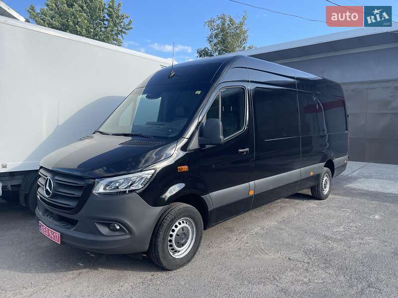 Грузовой фургон Mercedes-Benz Sprinter 2023 в Нововолынске
