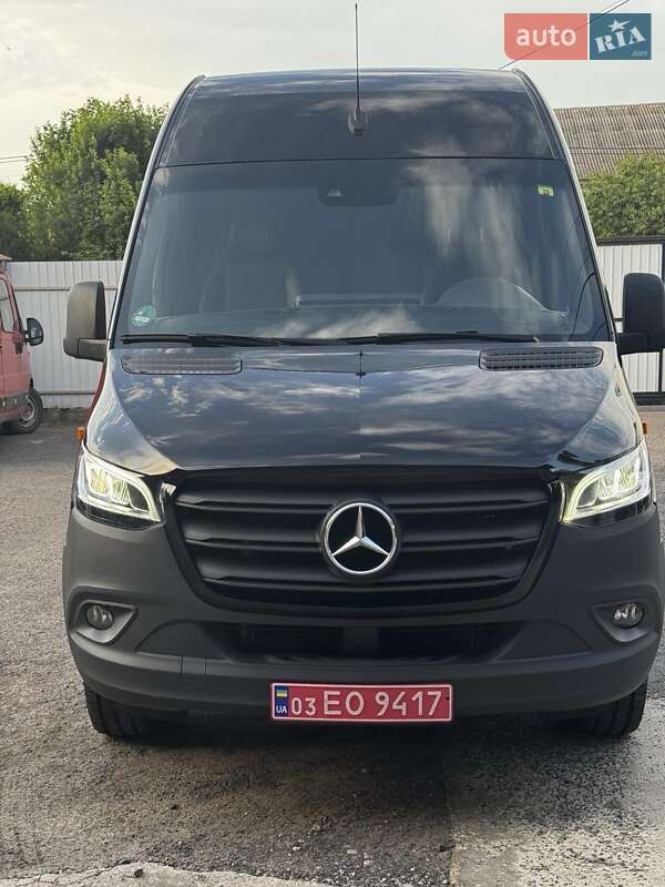Грузовой фургон Mercedes-Benz Sprinter 2023 в Нововолынске