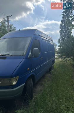 Грузовой фургон Mercedes-Benz Sprinter 1997 в 