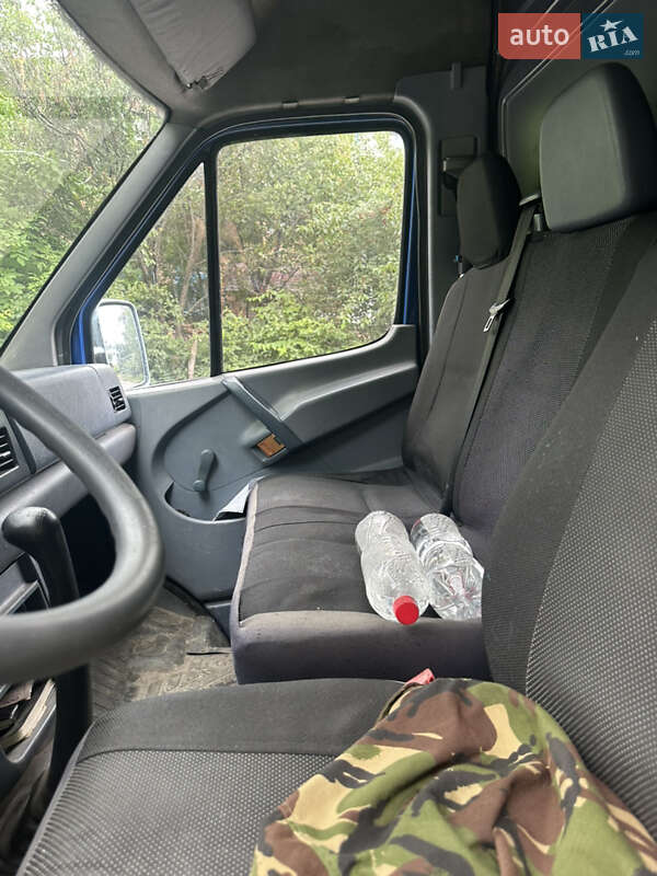 Грузовой фургон Mercedes-Benz Sprinter 1997 в Светловодске