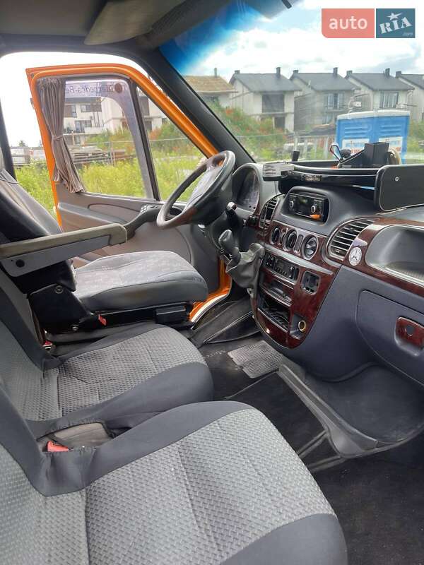 Микроавтобус Mercedes-Benz Sprinter 2005 в Луцке