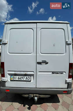 Вантажний фургон Mercedes-Benz Sprinter 2006 в 