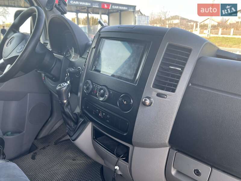 Микроавтобус Mercedes-Benz Sprinter 2015 в Черновцах