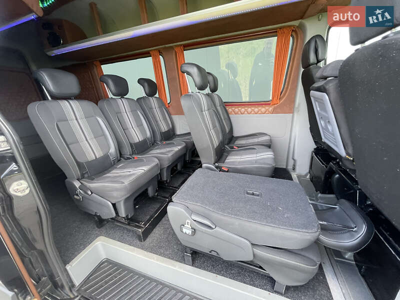 Мікроавтобус Mercedes-Benz Sprinter 2015 в Рівному