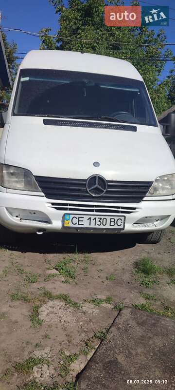 Міський автобус Mercedes-Benz Sprinter 2000 в Чернівцях
