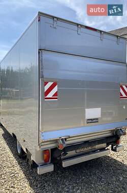 Грузовой фургон Mercedes-Benz Sprinter 2005 в 