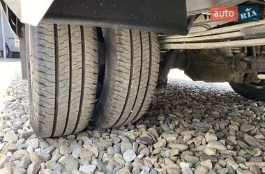 Грузовой фургон Mercedes-Benz Sprinter 2005 в 