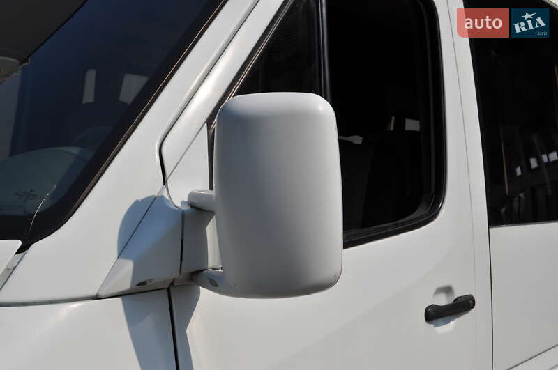 Інші автобуси Mercedes-Benz Sprinter 2000 в Києві