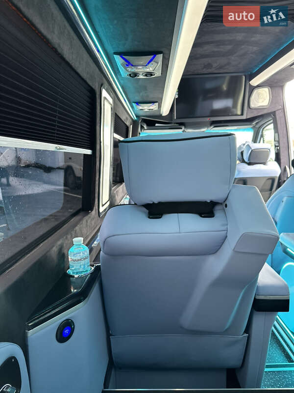 Микроавтобус Mercedes-Benz Sprinter 2018 в Ровно